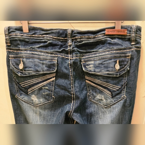 Almost Famous Denim - Almost Famous Dark Blue Straight Leg Jeans 11 x 33